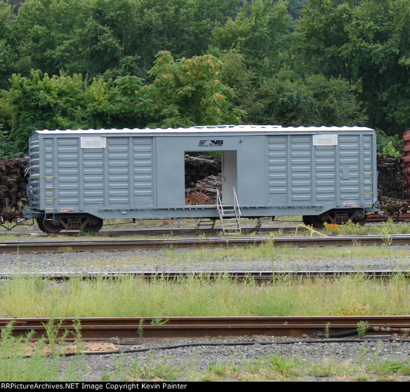 Modified ex-SOU boxcar